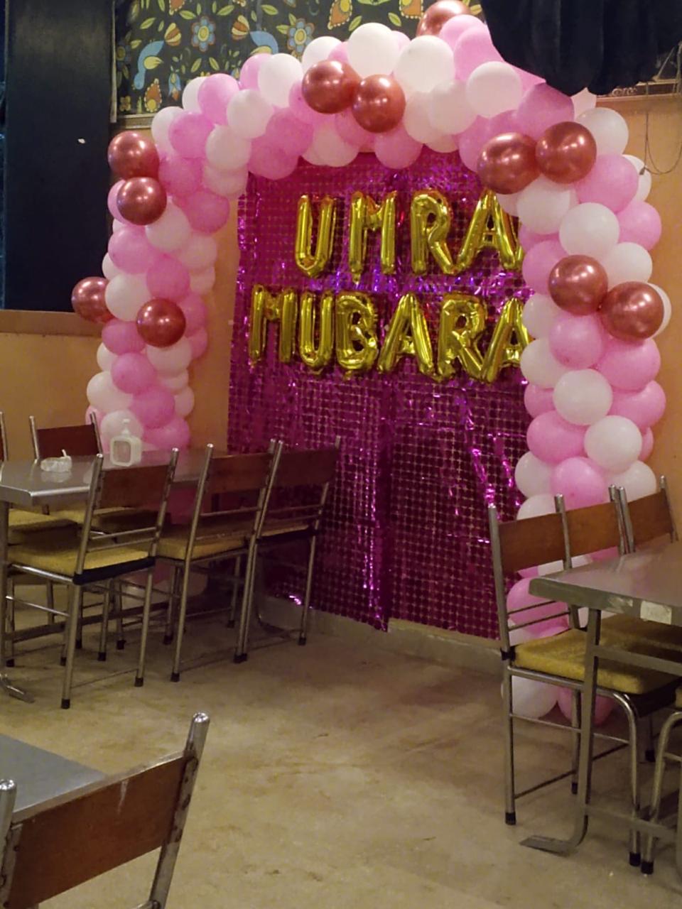 Restaurant seating